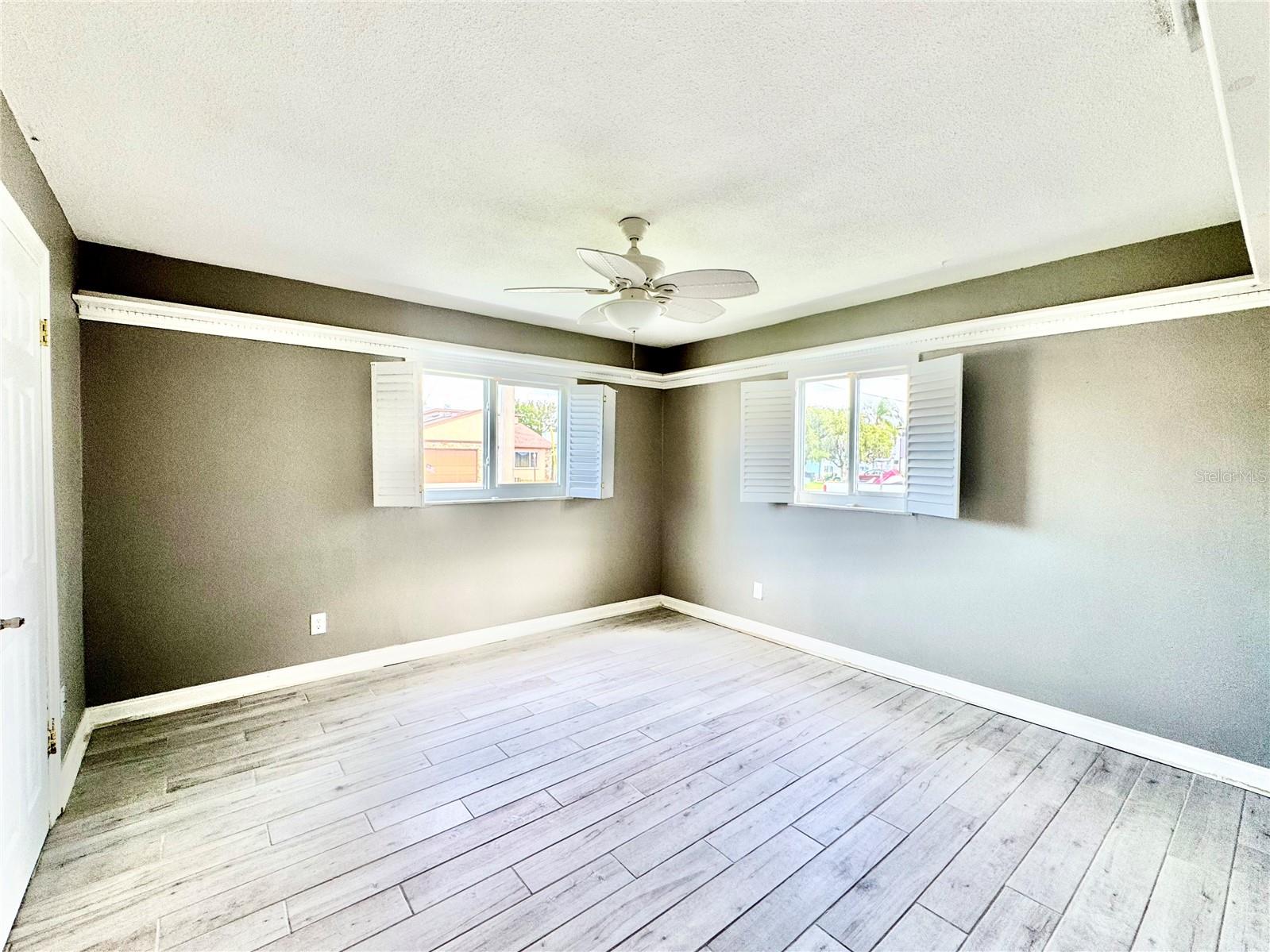 Image 17 of 67 For 7302 Hatteras Drive