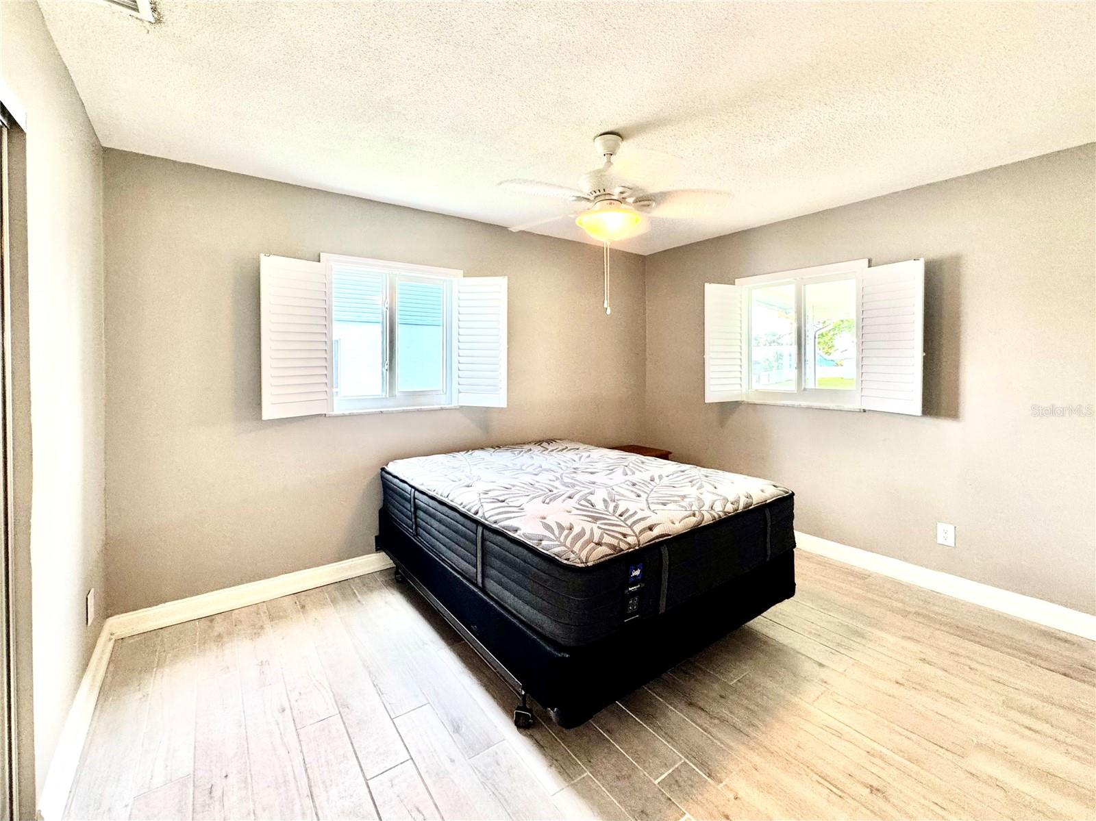 Image 19 of 67 For 7302 Hatteras Drive