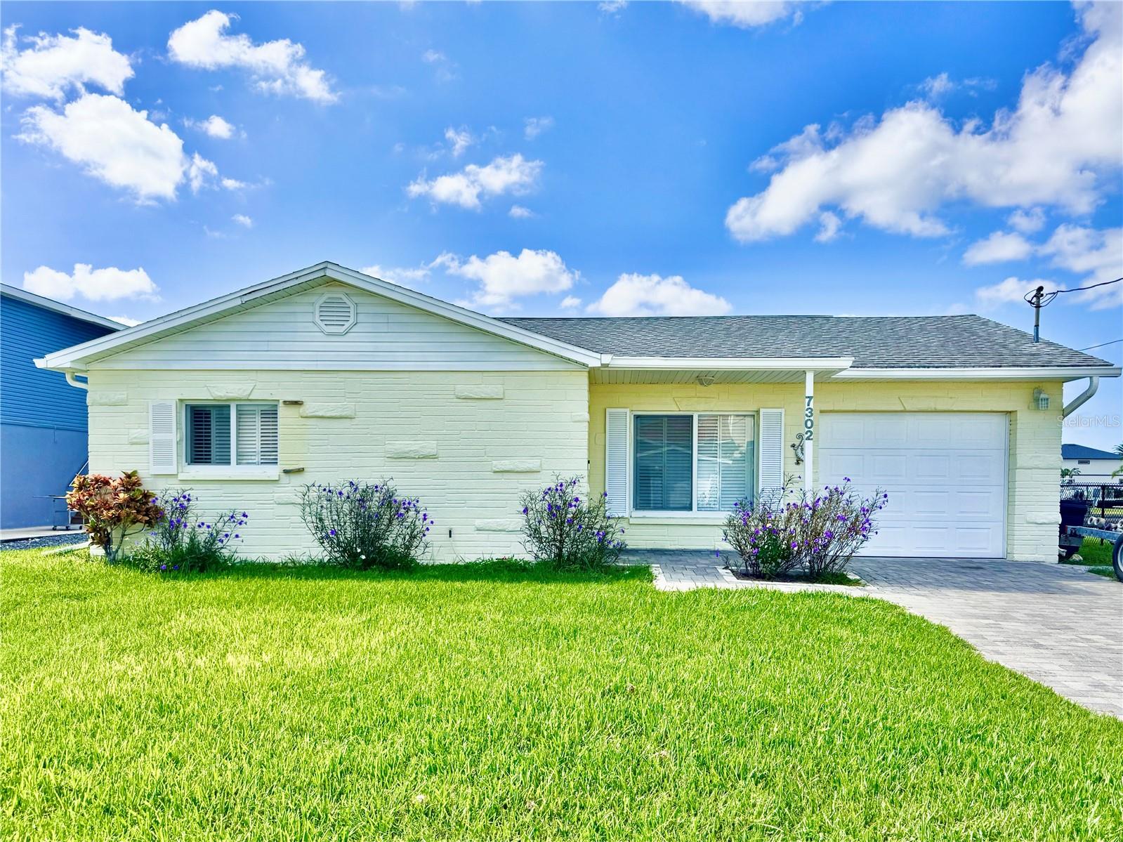 Image 2 of 67 For 7302 Hatteras Drive