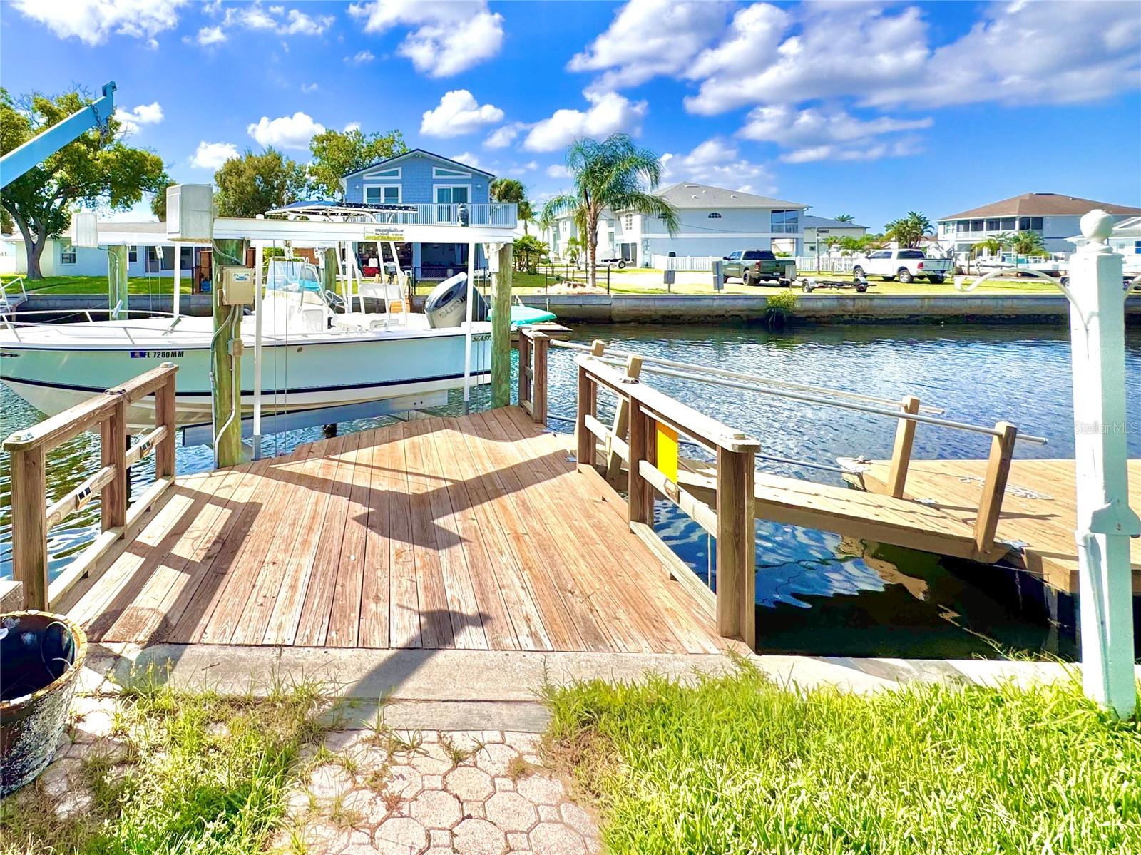 Image 30 of 67 For 7302 Hatteras Drive