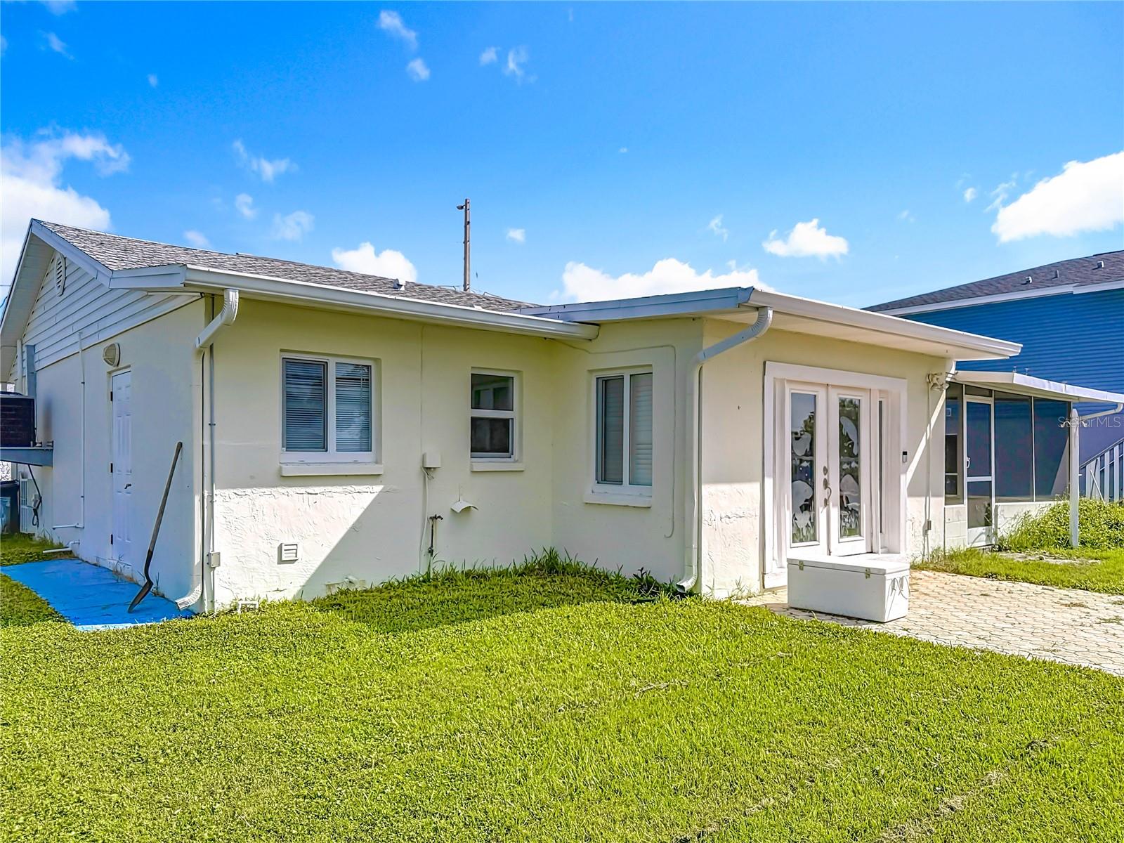 Image 50 of 67 For 7302 Hatteras Drive