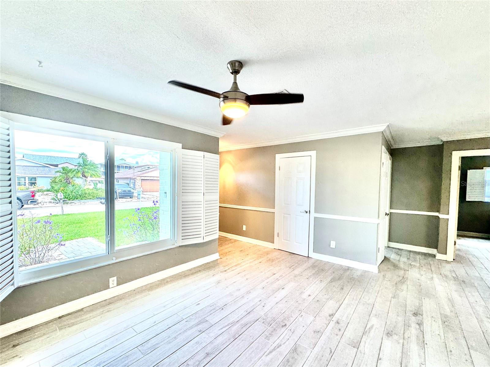 Image 6 of 67 For 7302 Hatteras Drive