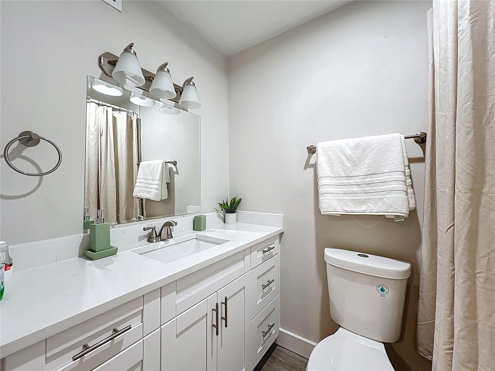 Image 14 of 20 For 250 Rosery Road Nw 202