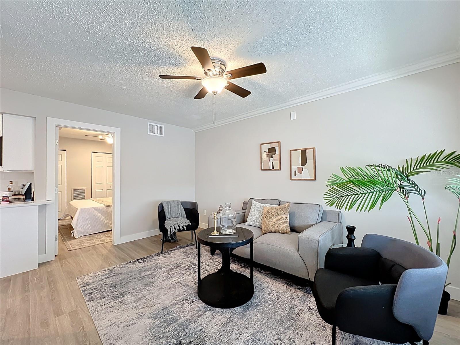 Image 3 of 20 For 250 Rosery Road Nw 202