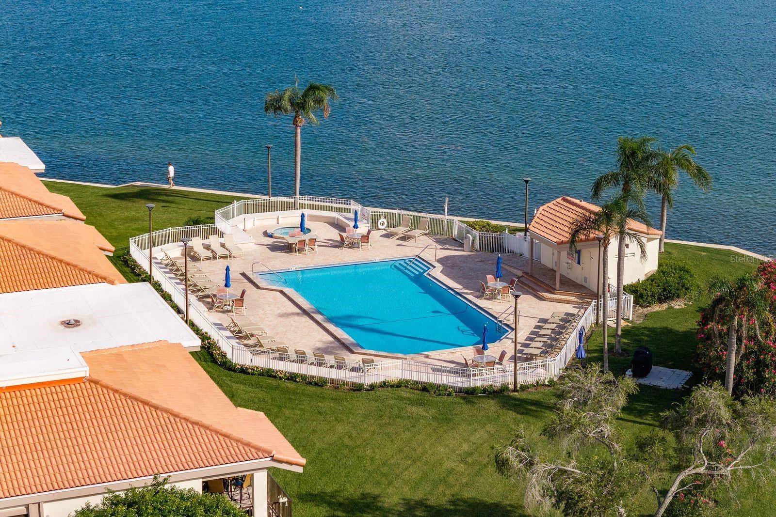 Image 25 of 36 For 6287 Bahia Del Mar Circle 905