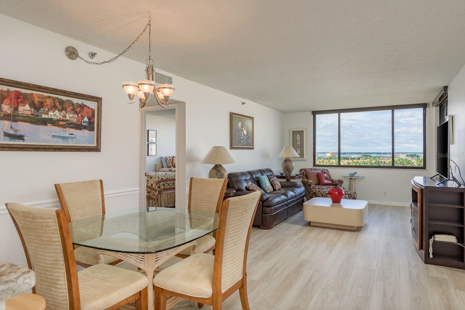 Image 6 of 36 For 6287 Bahia Del Mar Circle 905