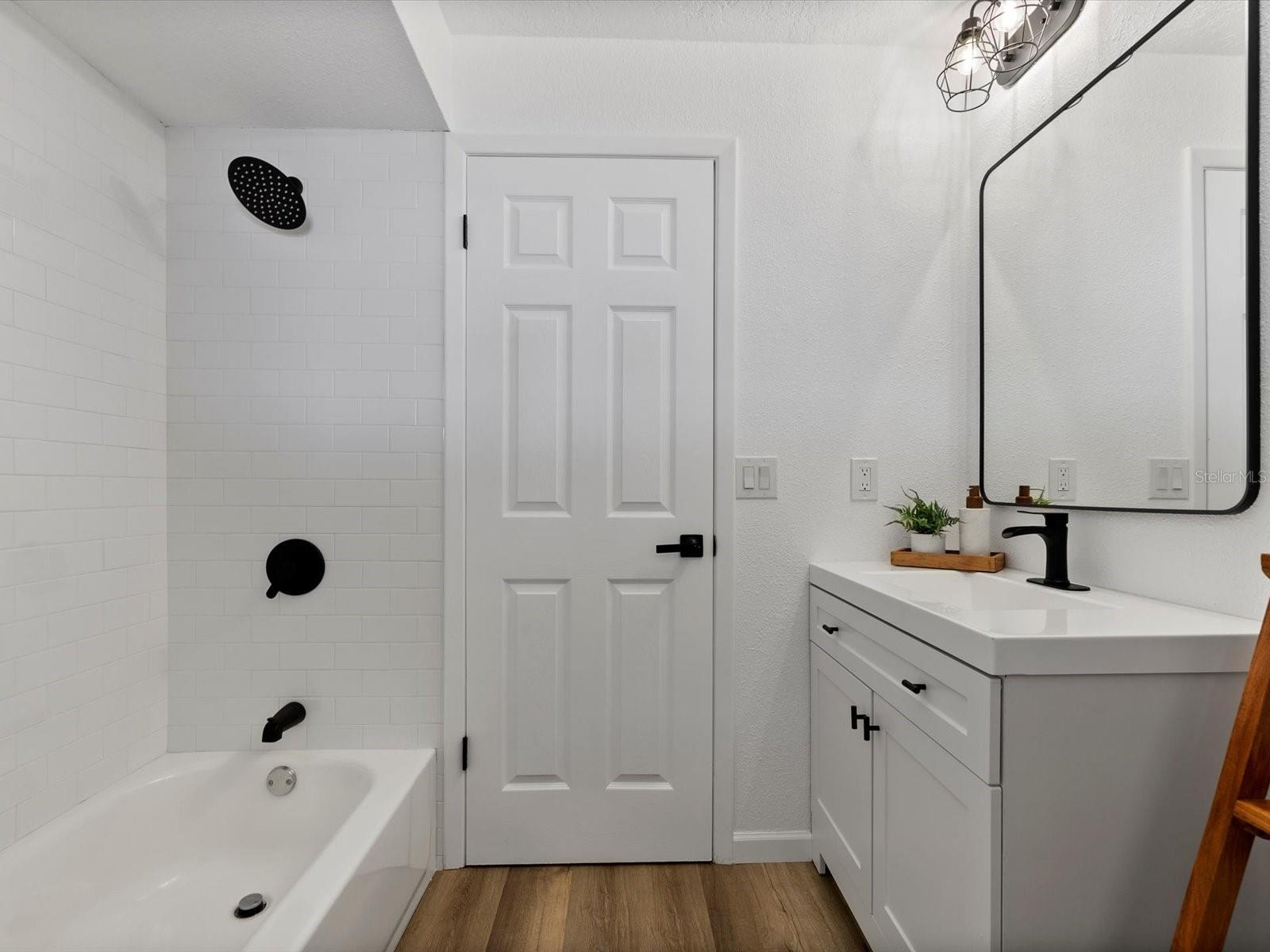 Image 15 of 19 For 4715 Kemble Court