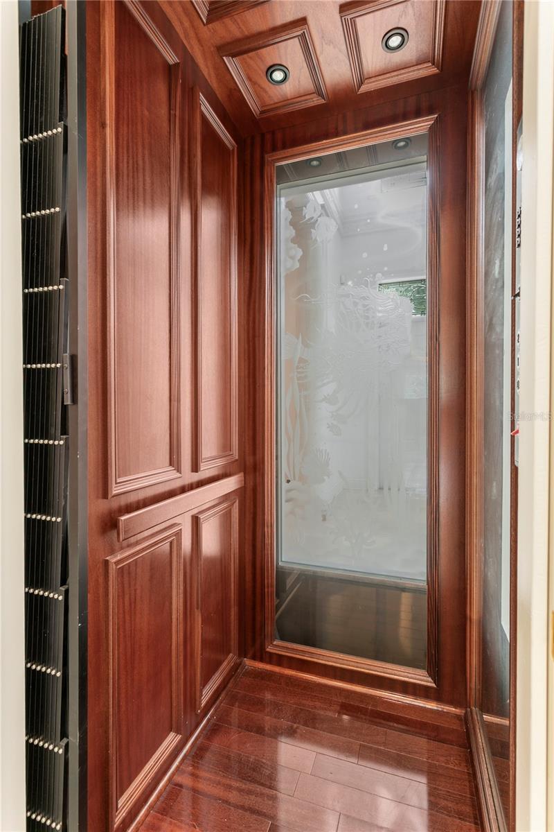 Image 11 of 60 For 4407 Dale Avenue
