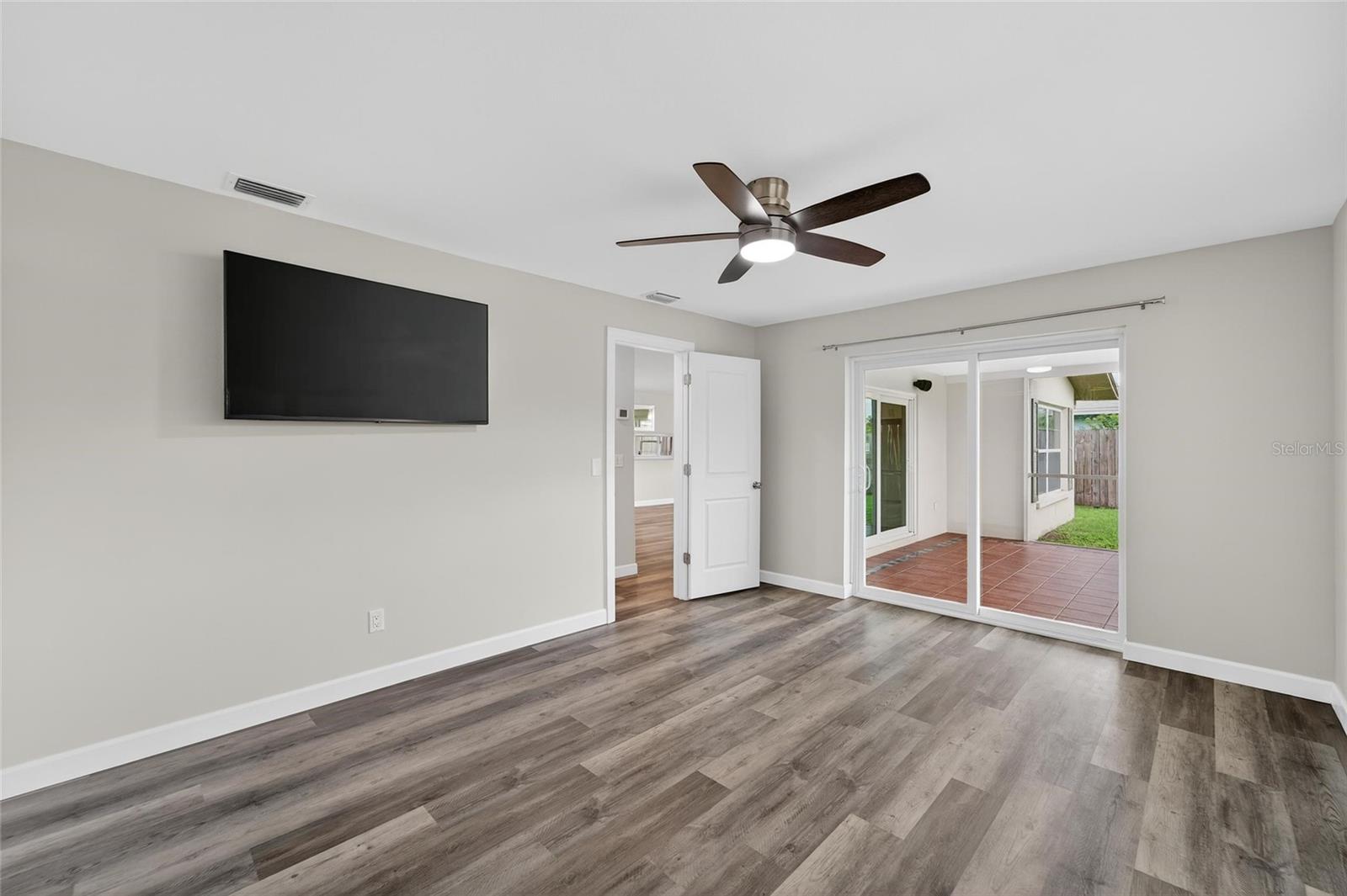 Image 11 of 29 For 1472 Byram Drive
