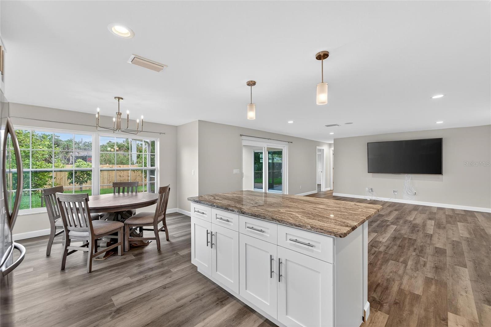 Image 5 of 29 For 1472 Byram Drive