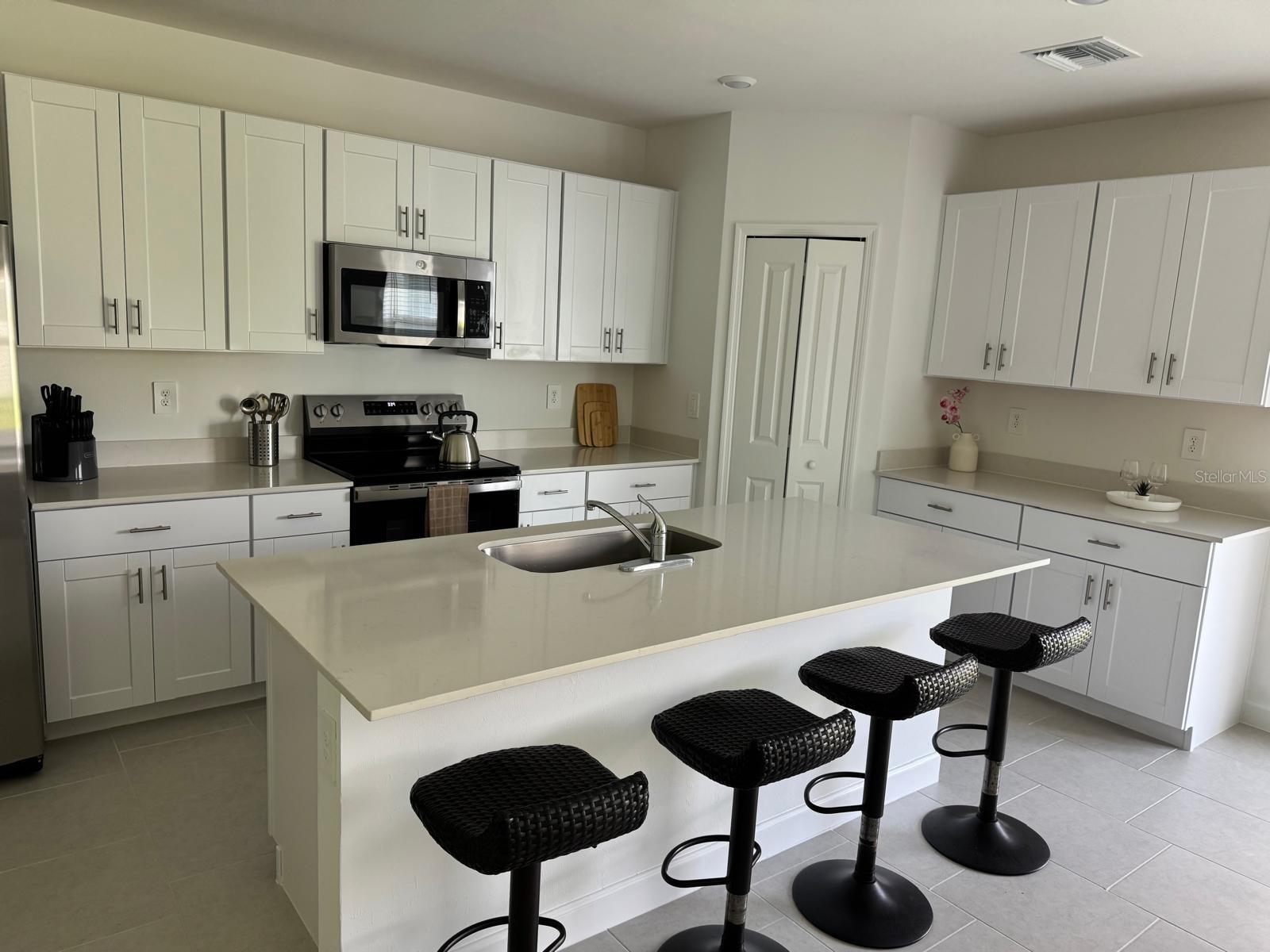 Image 10 of 56 For 7111 Weeping Pine Drive
