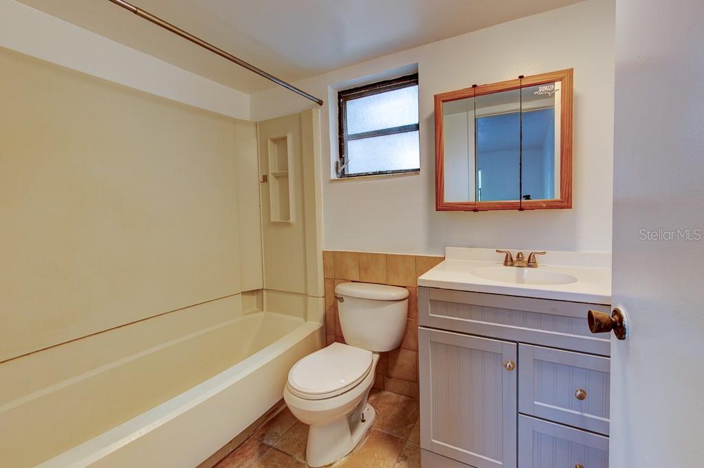 Image 9 of 9 For 2142 Bradford Street 306