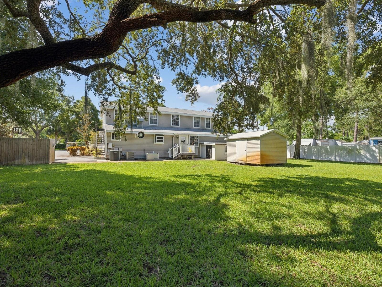 Image 7 of 22 For 1055 Philippe Parkway