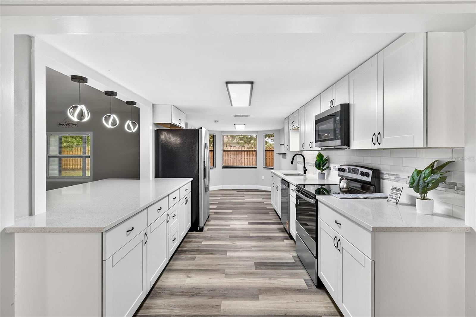 Image 12 of 24 For 12839 Walnut Tree Lane
