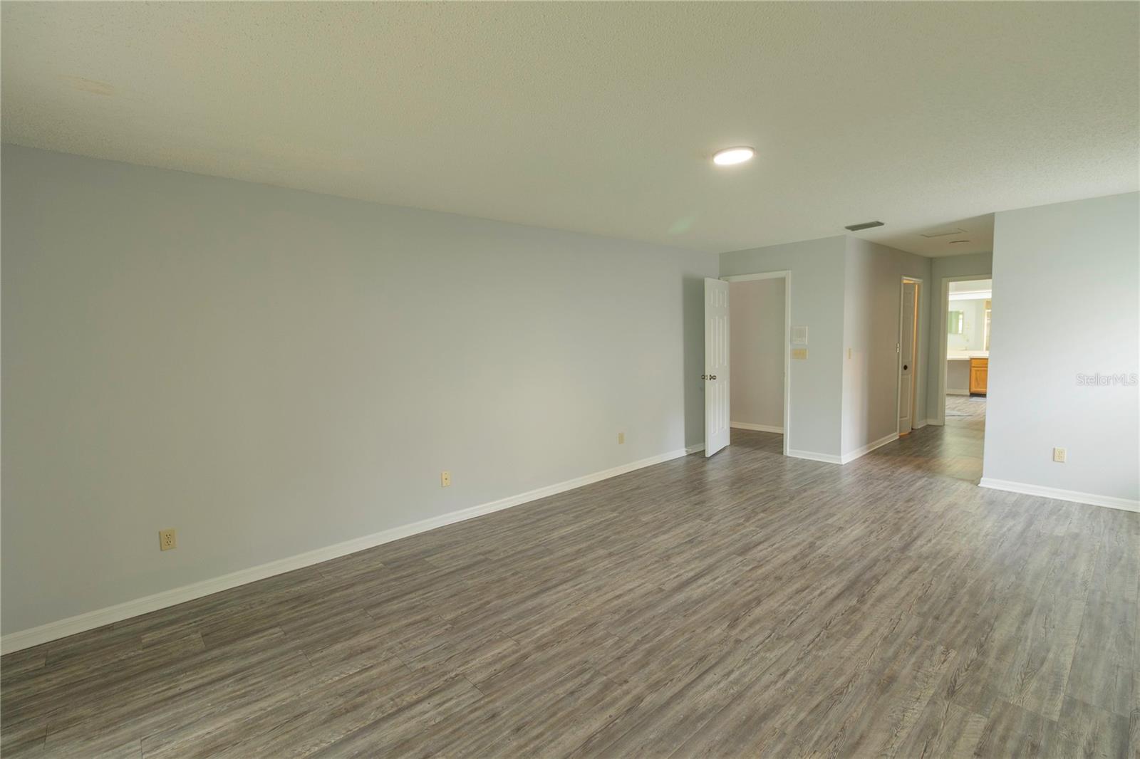 Image 18 of 40 For 2536 Mason Oaks Drive