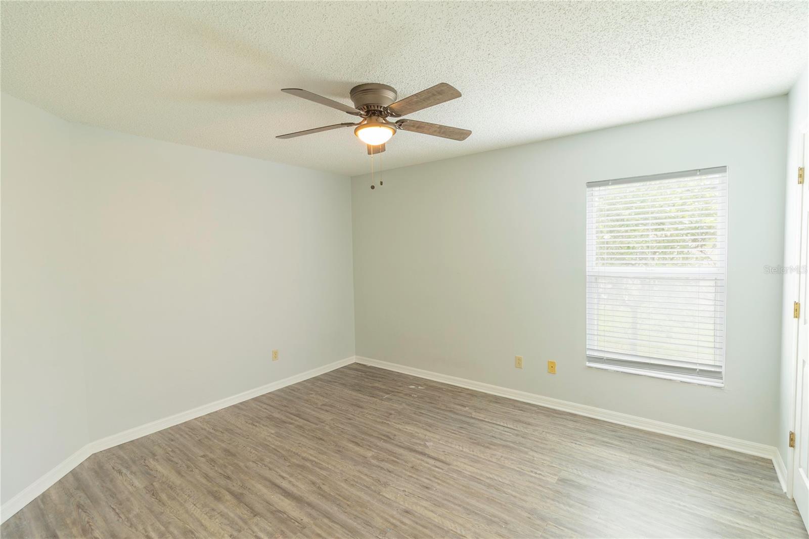 Image 31 of 40 For 2536 Mason Oaks Drive