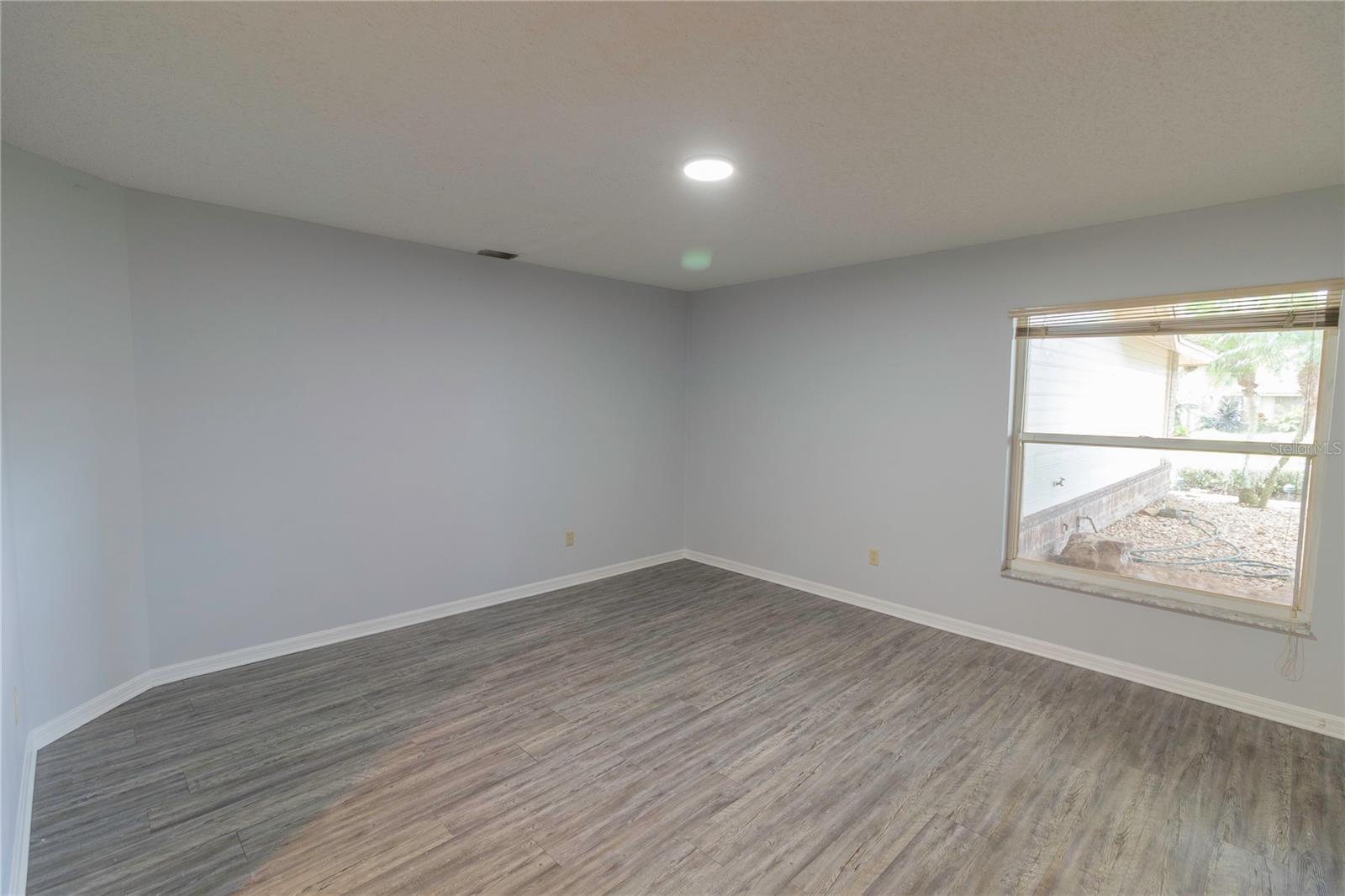 Image 6 of 40 For 2536 Mason Oaks Drive