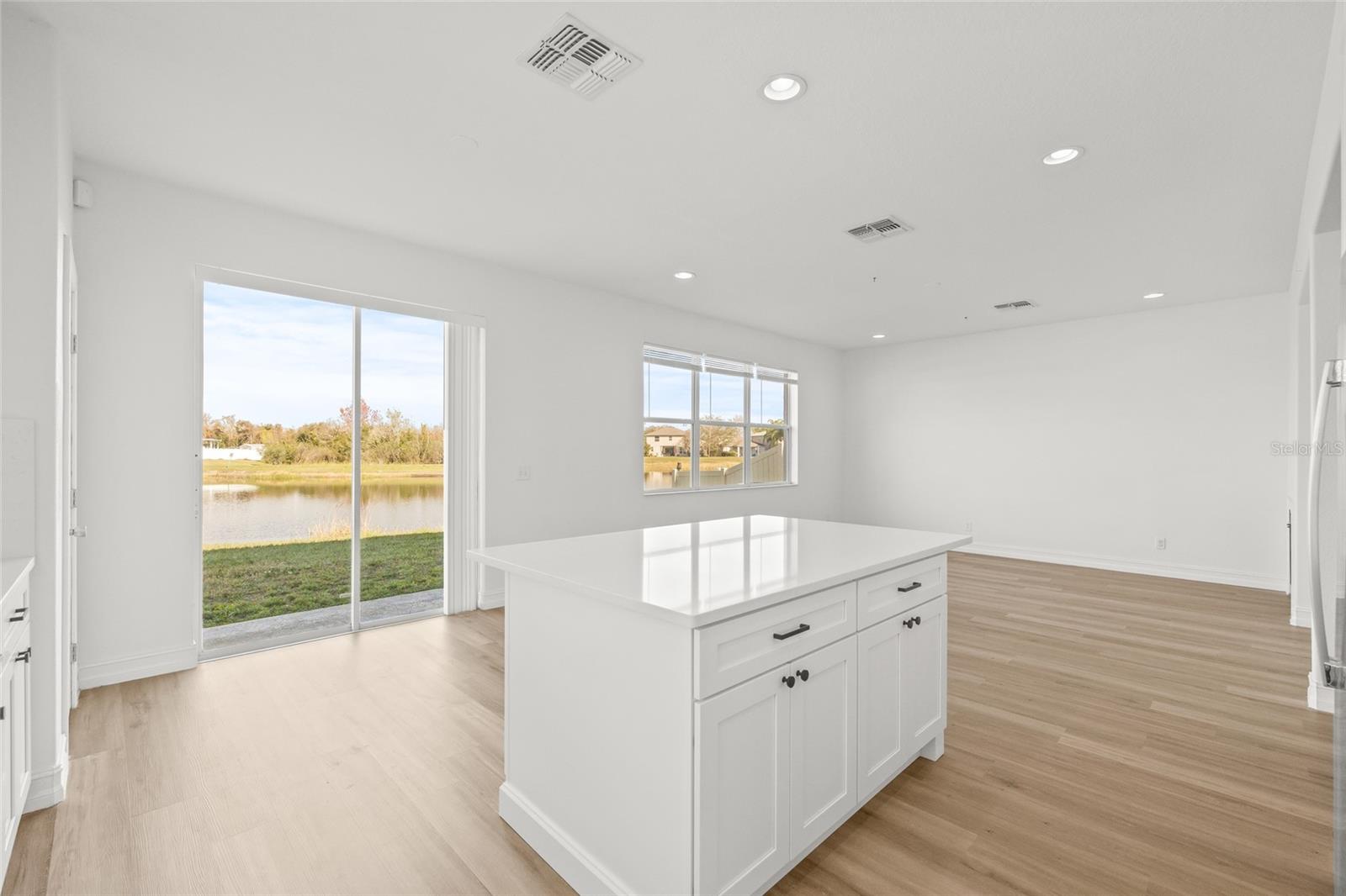 Image 17 of 49 For 17507 Balmaha Drive