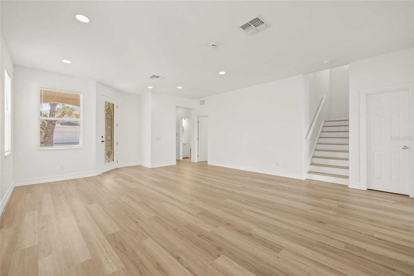 Image 6 of 49 For 17507 Balmaha Drive