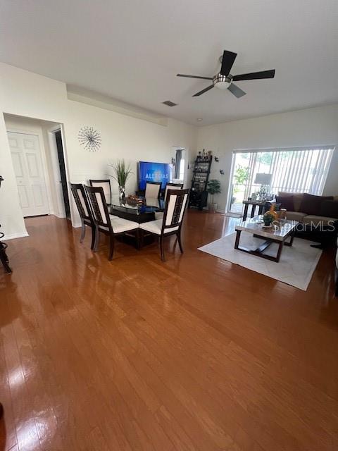 Listing photo id 4 for 2900 Banyan Hill Lane