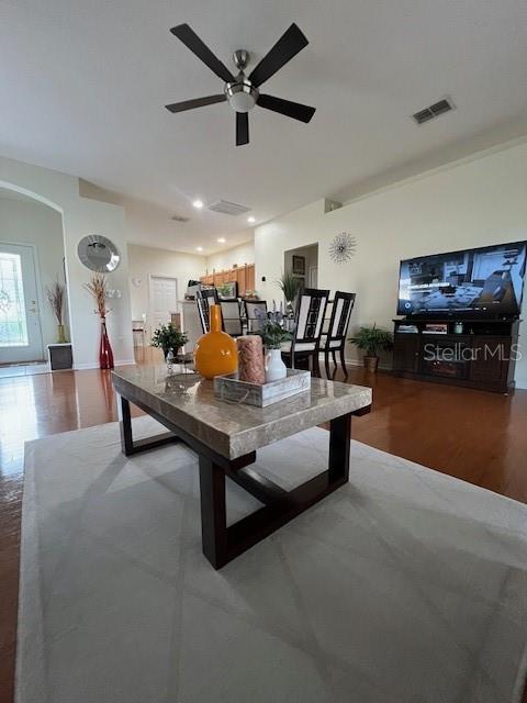 Listing photo id 6 for 2900 Banyan Hill Lane