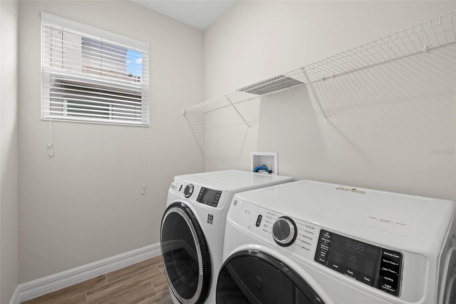 Image 31 of 45 For 274 Villa Luna Lane