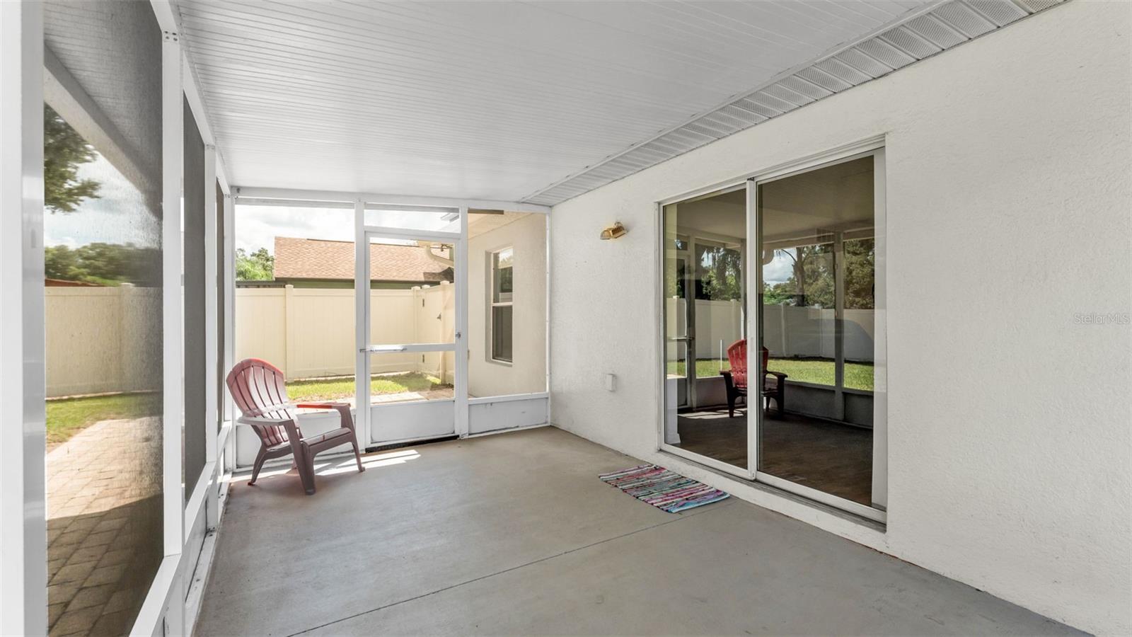Image 26 of 39 For 1429 Country Chase Drive