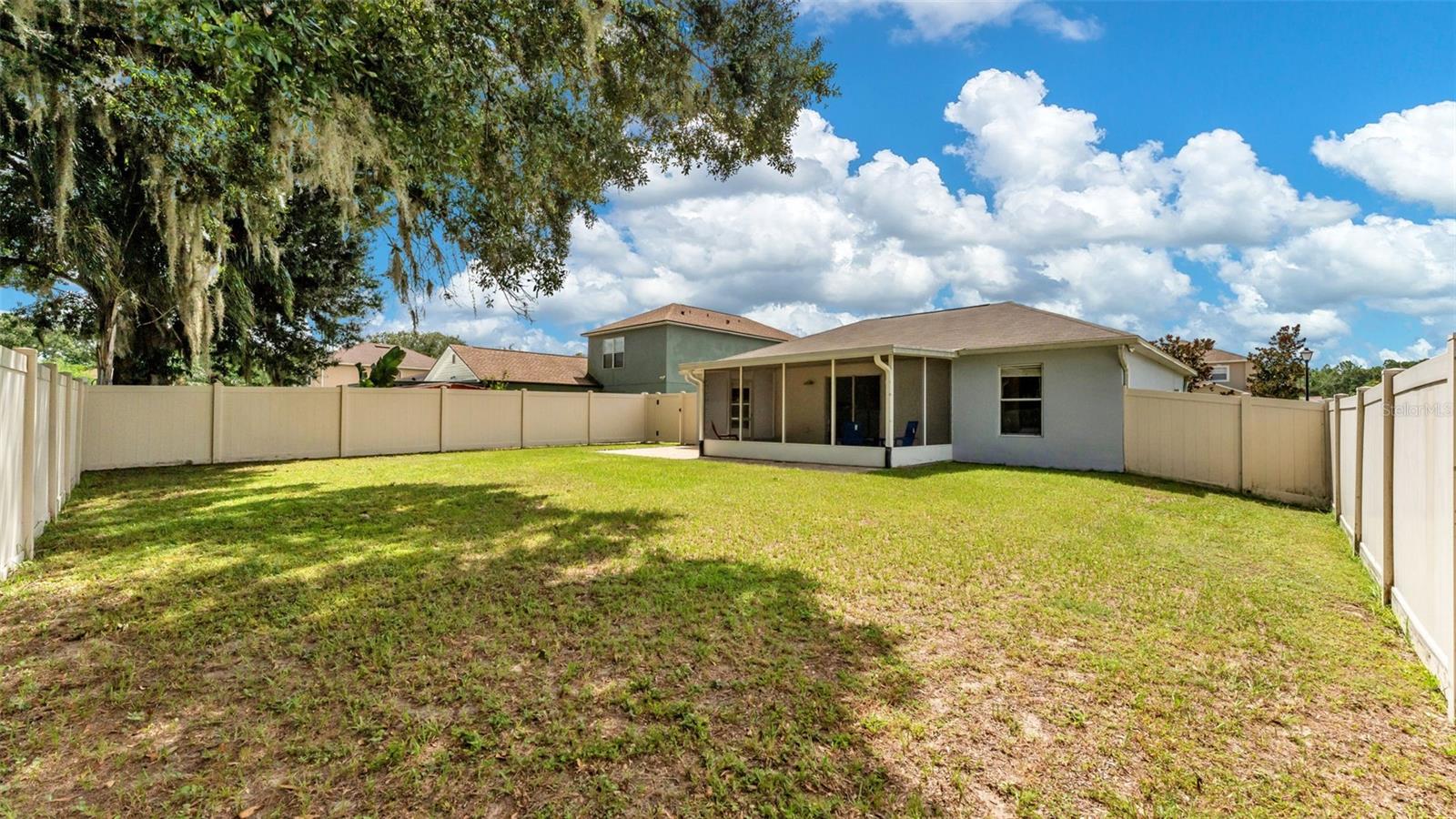 Image 31 of 39 For 1429 Country Chase Drive