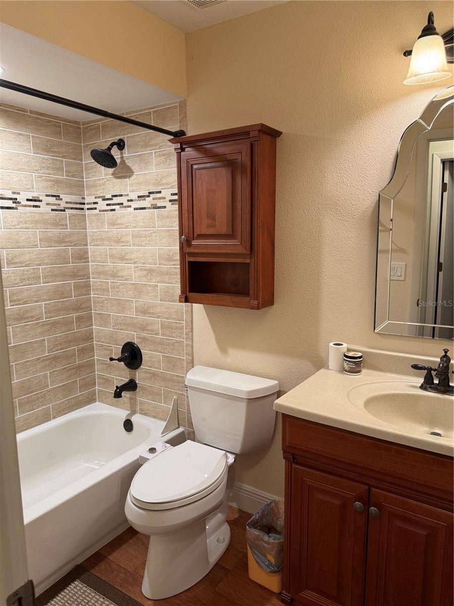 Image 13 of 16 For 4416 Summer Oak Drive