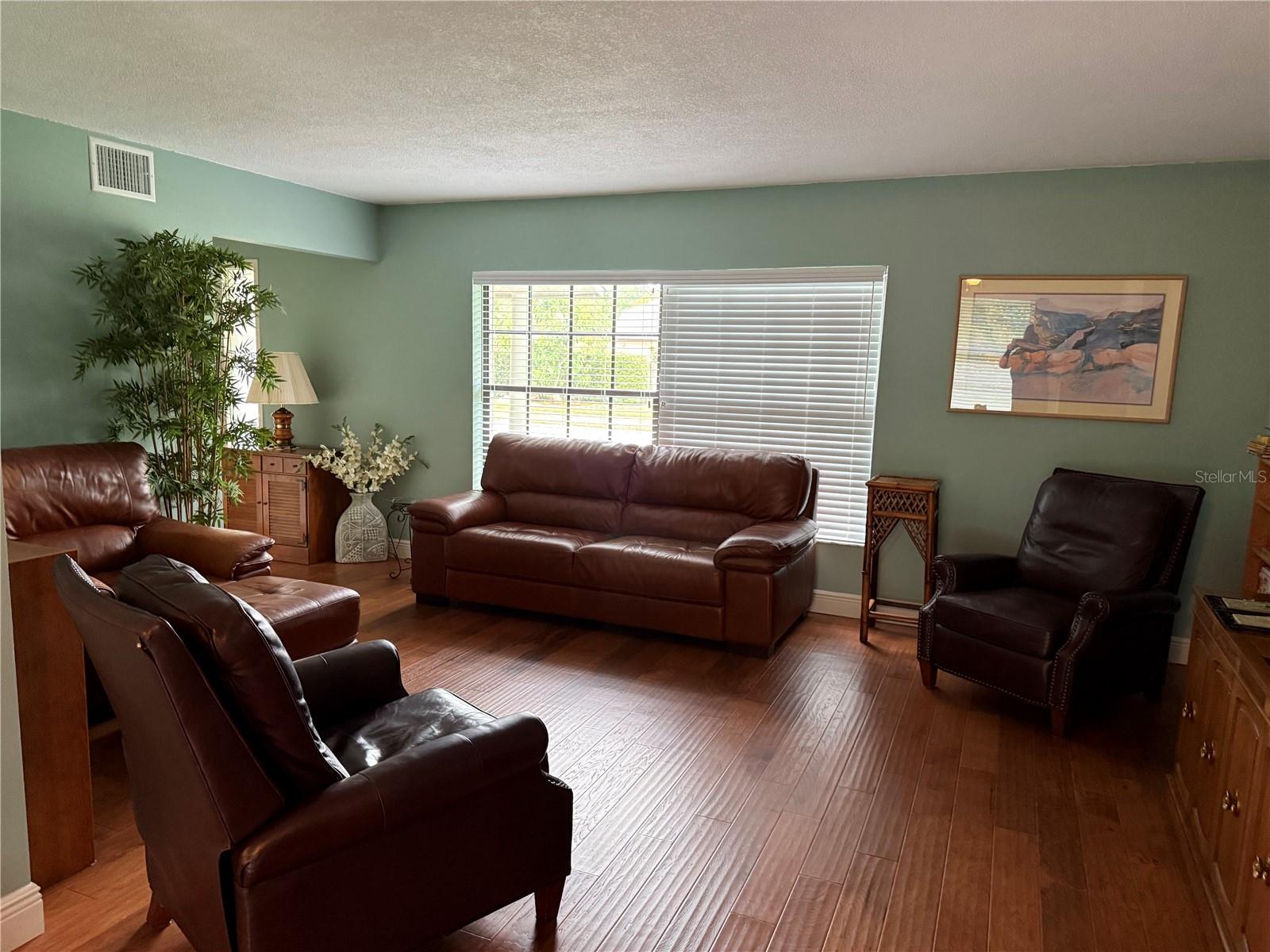 Image 2 of 16 For 4416 Summer Oak Drive