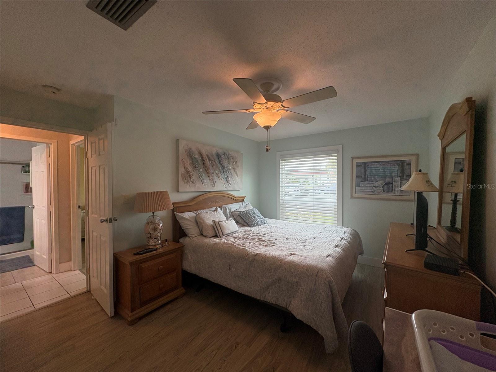 Image 16 of 38 For 2700 Bayshore Boulevard 1107