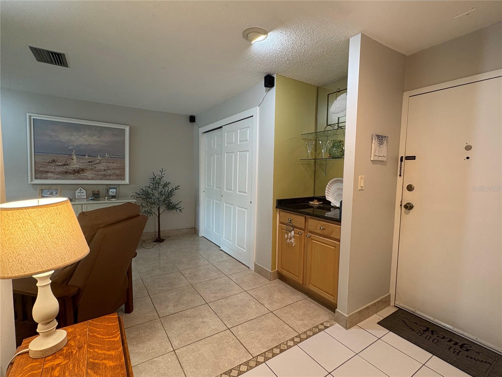 Image 4 of 38 For 2700 Bayshore Boulevard 1107