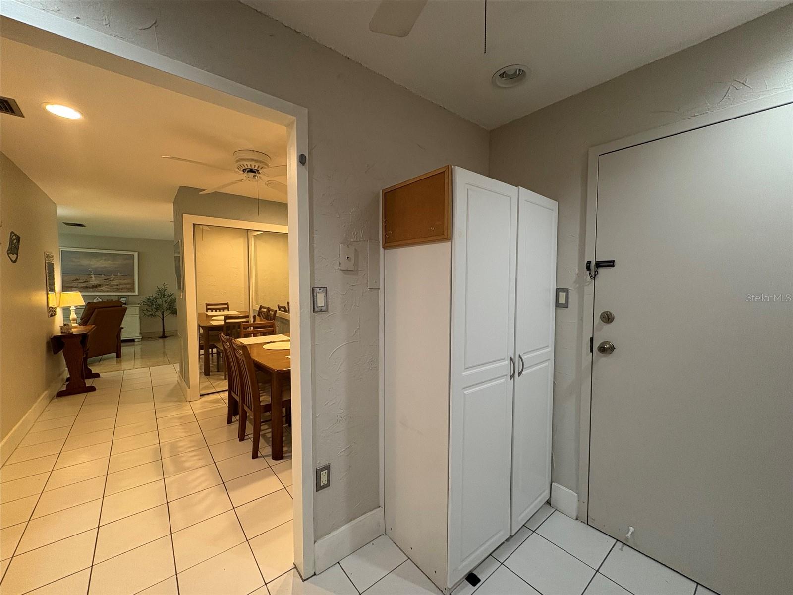 Image 5 of 38 For 2700 Bayshore Boulevard 1107