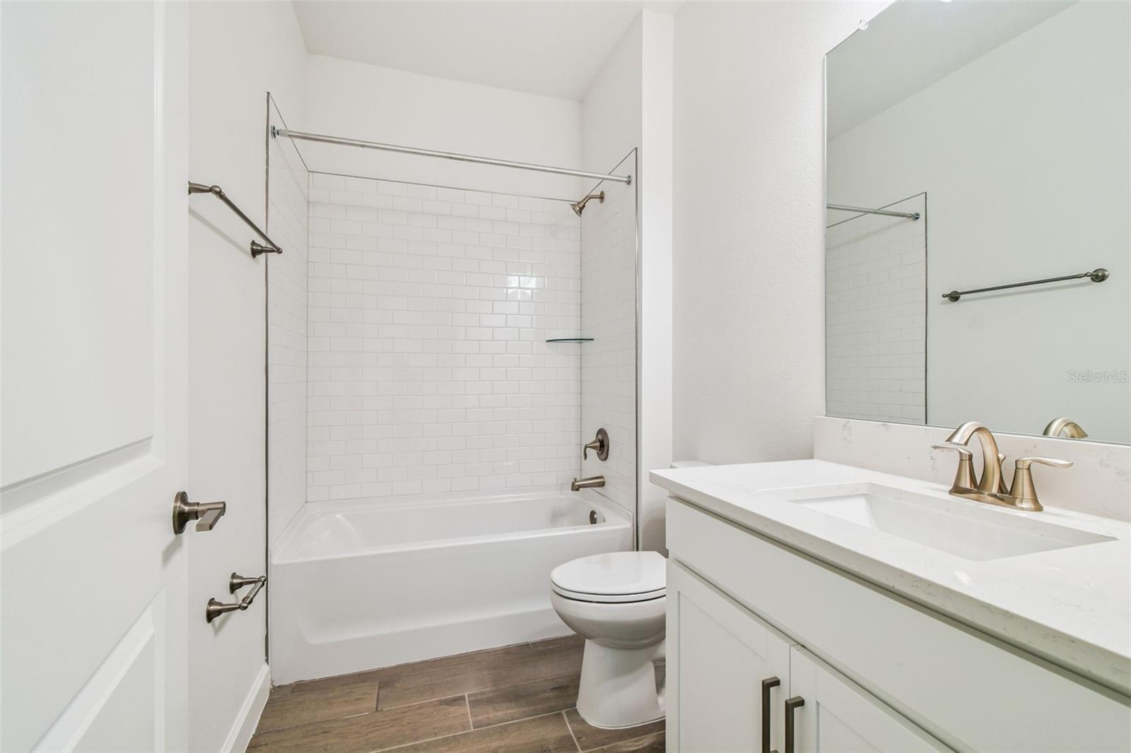 Image 19 of 26 For 9727 Minnow Ray Drive