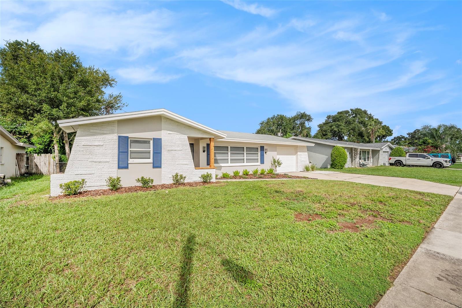 Details for 1562 S Lake Ave, CLEARWATER, FL 33756