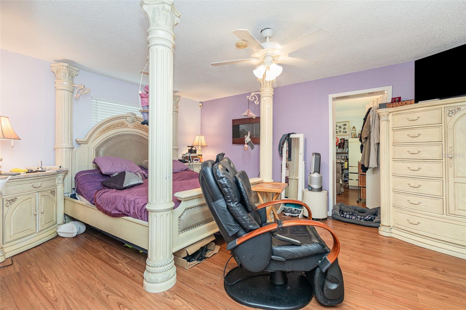Image 16 of 48 For 305 Cranston Place