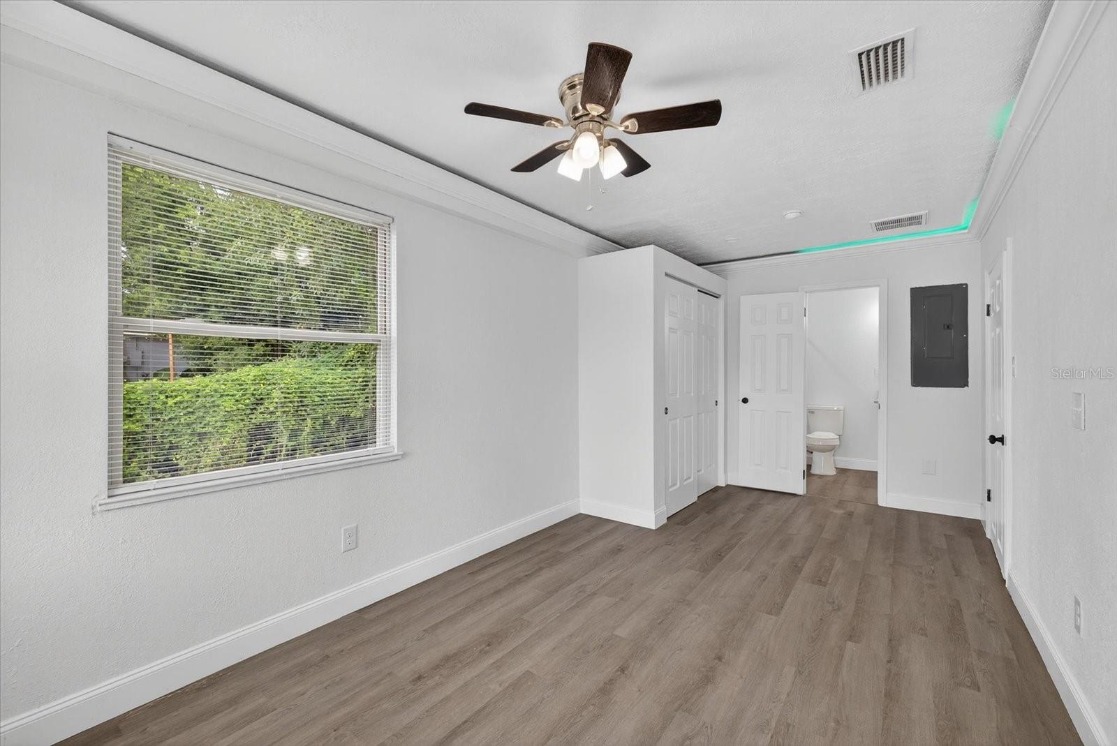 Image 29 of 38 For 15306 16th Street