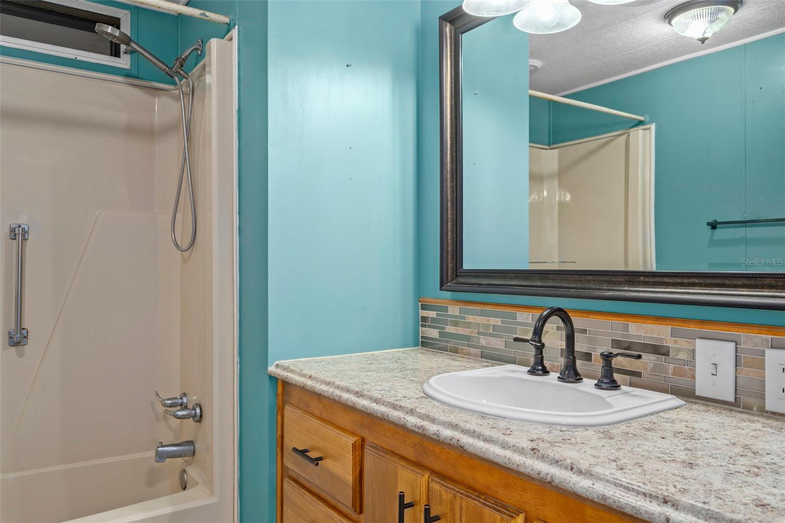 Image 33 of 47 For 8050 Eastern Circle Drive