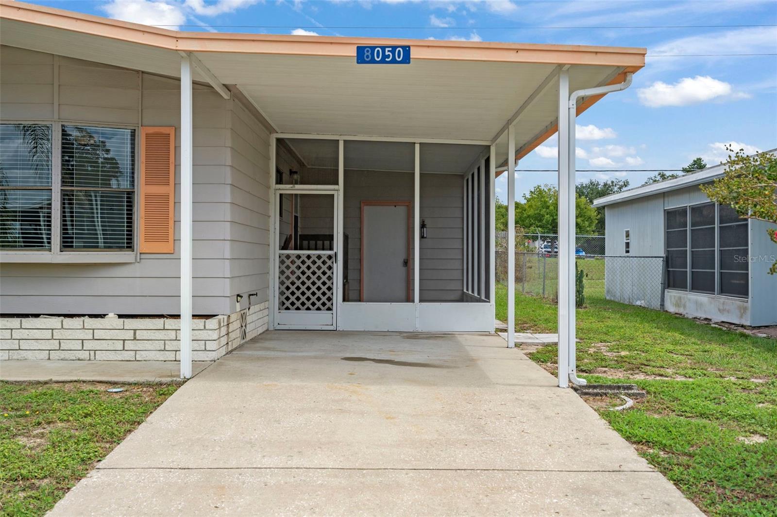Image 4 of 47 For 8050 Eastern Circle Drive