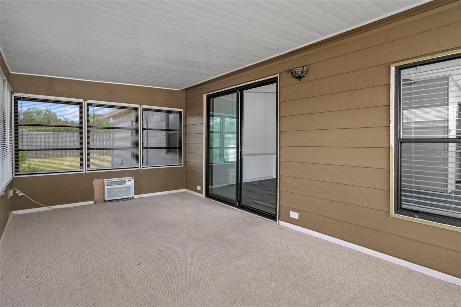 Image 8 of 47 For 8050 Eastern Circle Drive