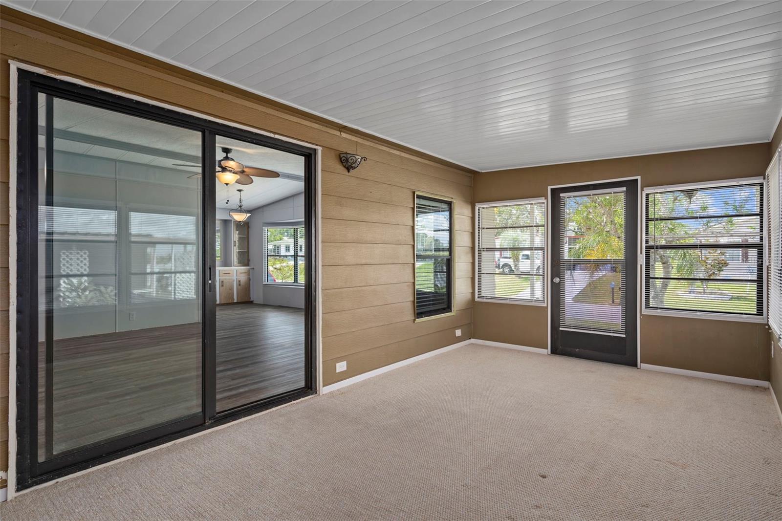 Image 9 of 47 For 8050 Eastern Circle Drive