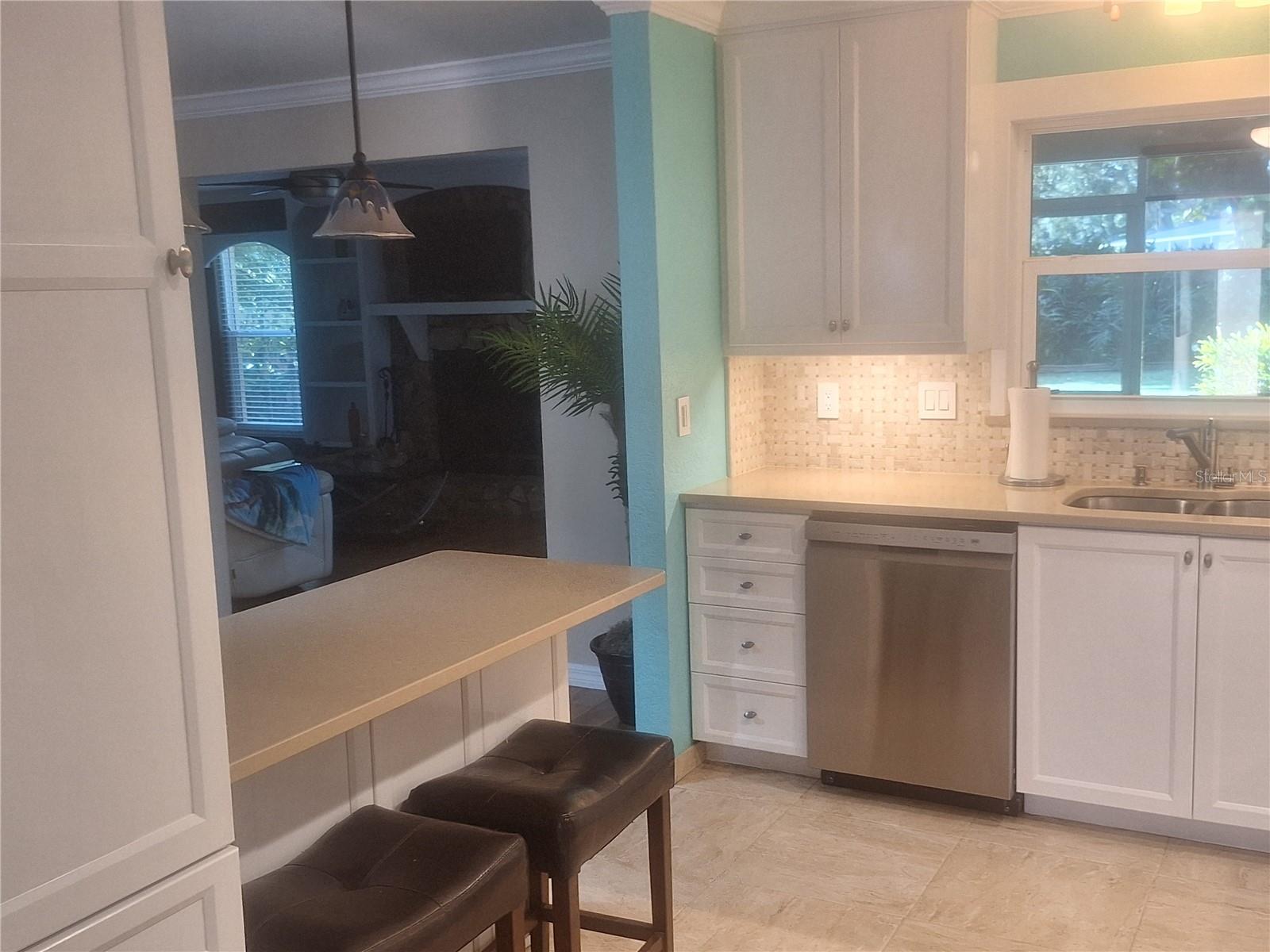 Image 12 of 64 For 9613 Leeward Avenue