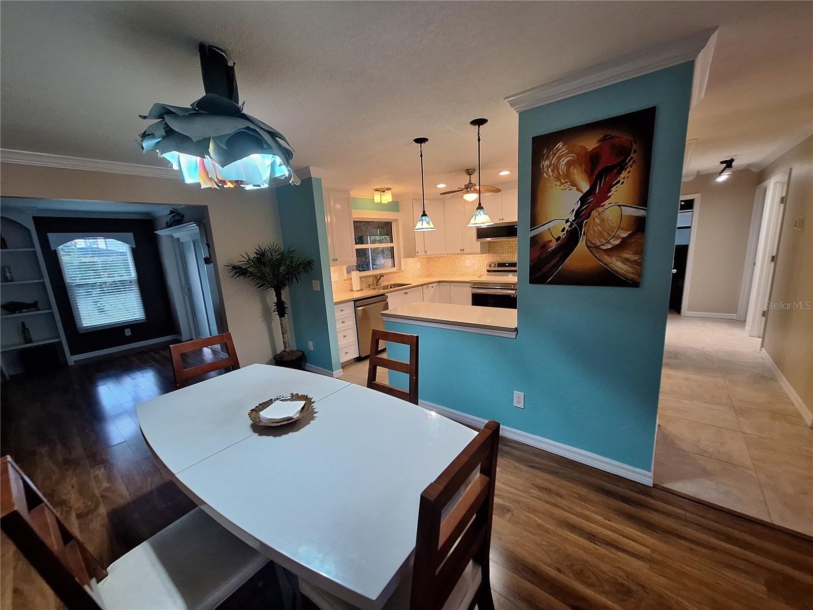 Image 31 of 64 For 9613 Leeward Avenue