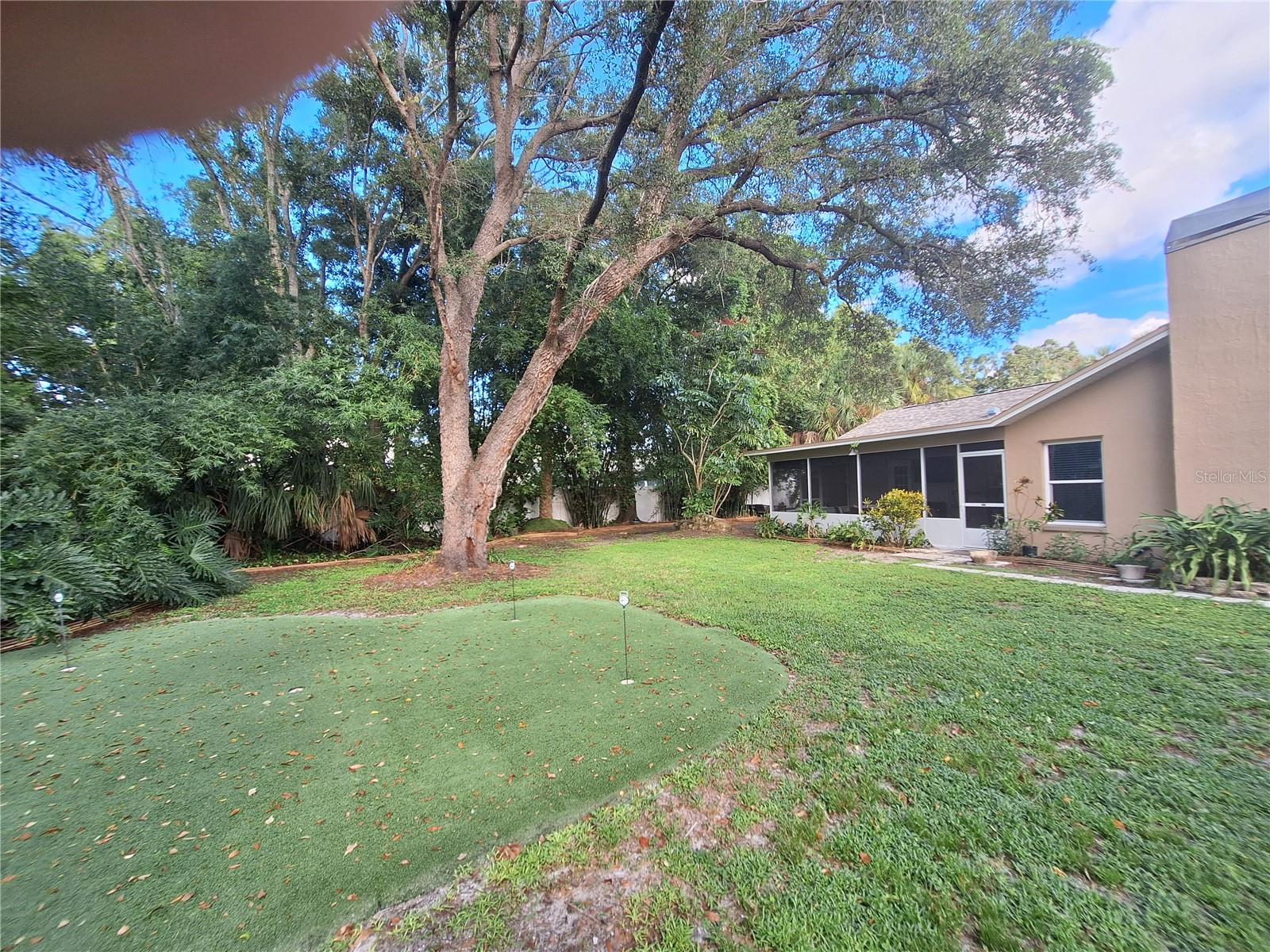 Image 44 of 64 For 9613 Leeward Avenue