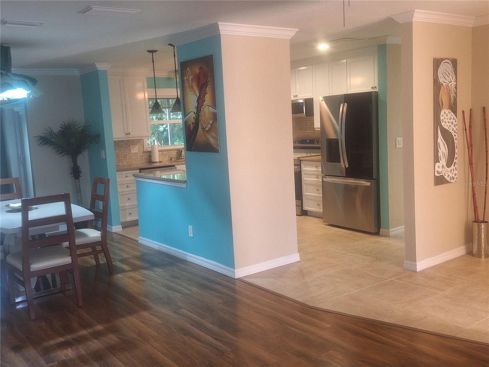 Image 9 of 64 For 9613 Leeward Avenue