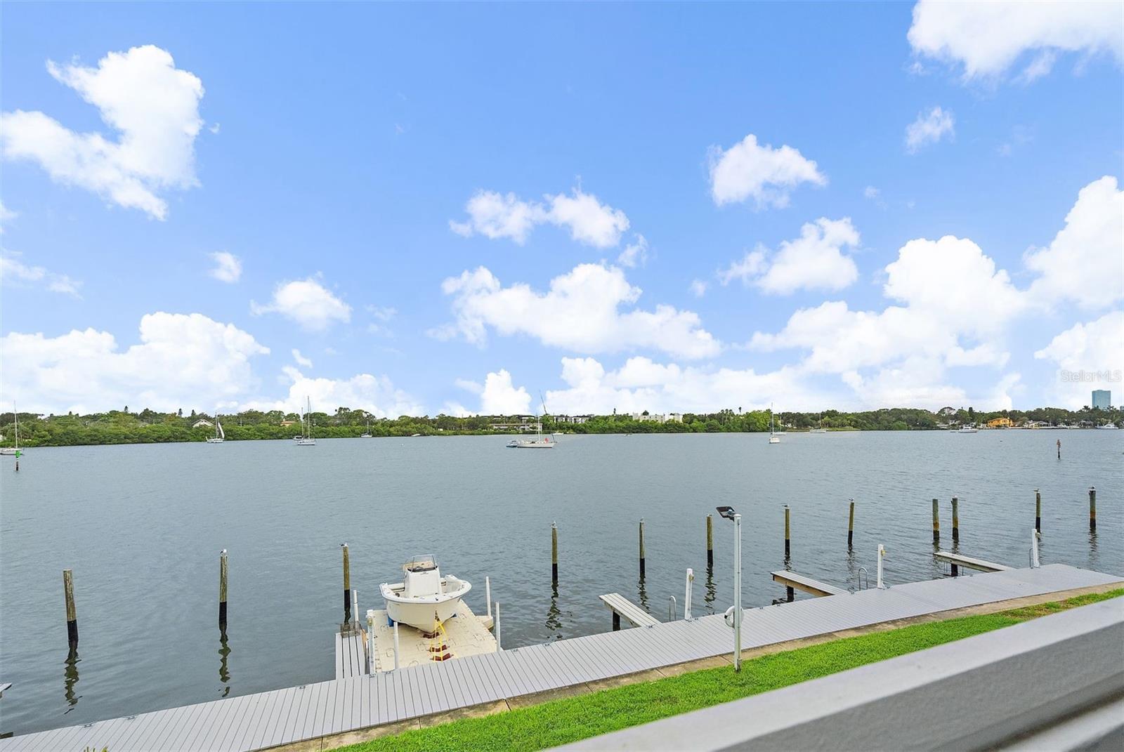 Details for 105 Pompano Drive Se C, ST PETERSBURG, FL 33705