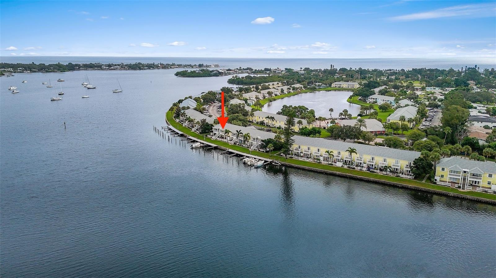 Image 4 of 28 For 105 Pompano Drive Se C