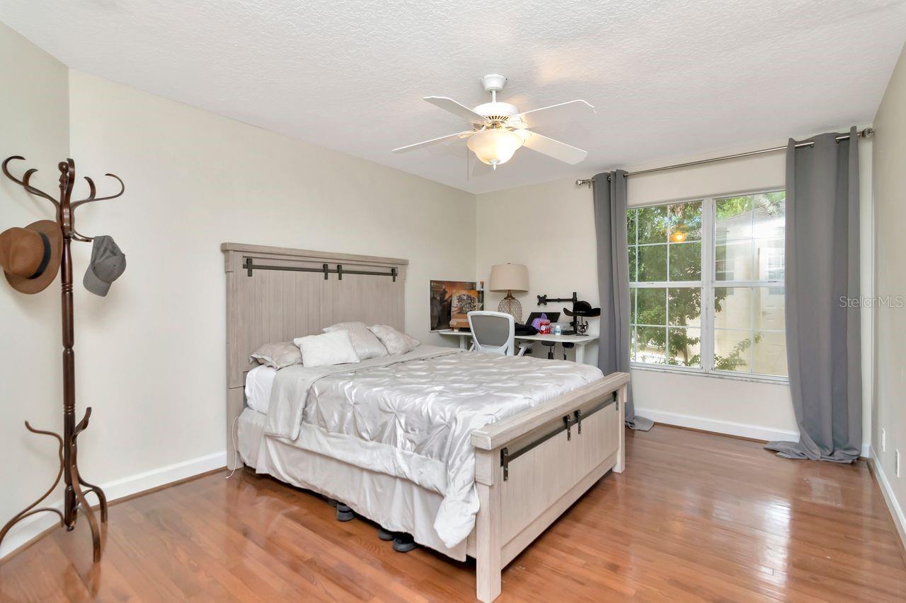 Image 22 of 45 For 13104 Greengage Lane