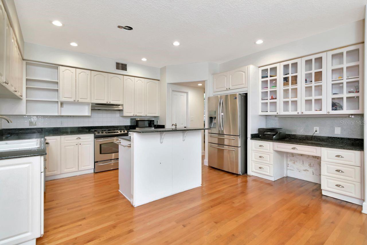 Image 8 of 45 For 13104 Greengage Lane