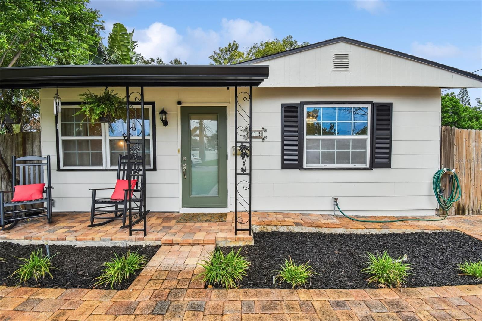 Image 4 of 27 For 719 51st Street N